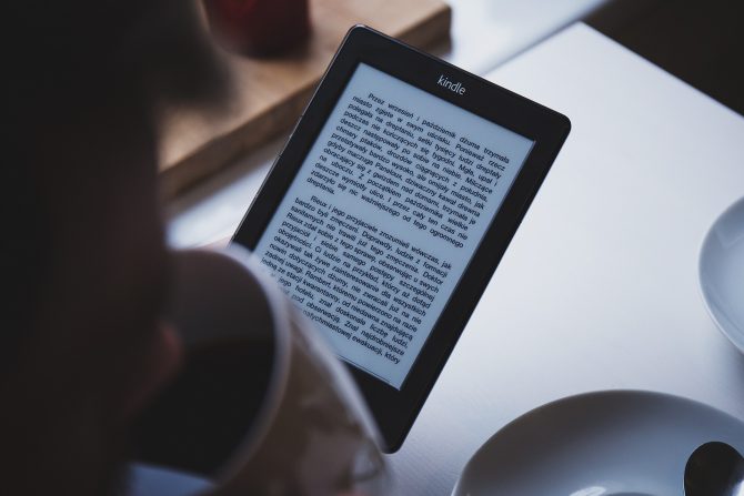 e-book-1209040_1920