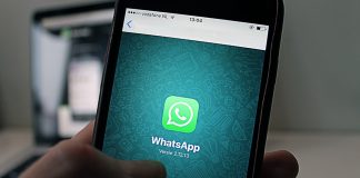 WhatsApp Hit Another Bug