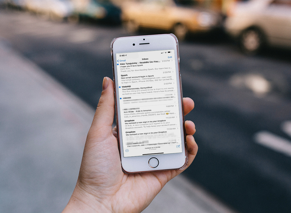 iPhone Mail App Security Flaw