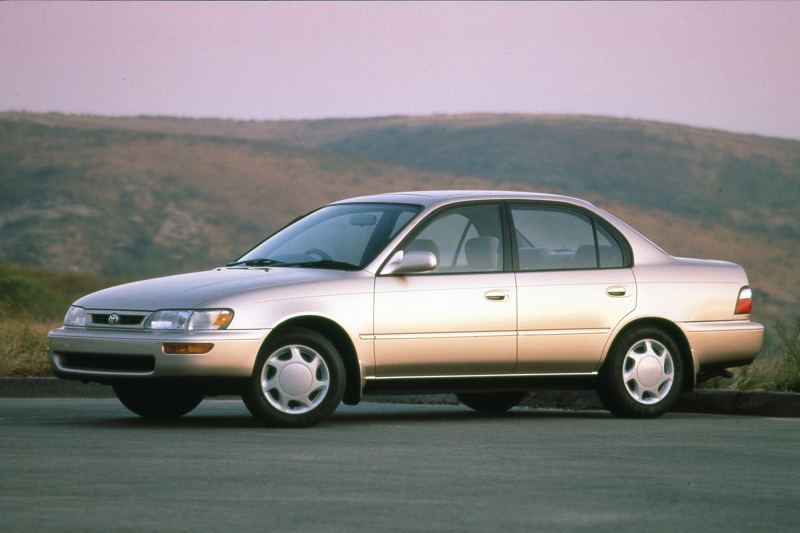 https://postmediadriving.files.wordpress.com/2019/12/7thgen_corolla_1993_1997_dx_.jpg?w=800&crop=1&strip=all&quality=100