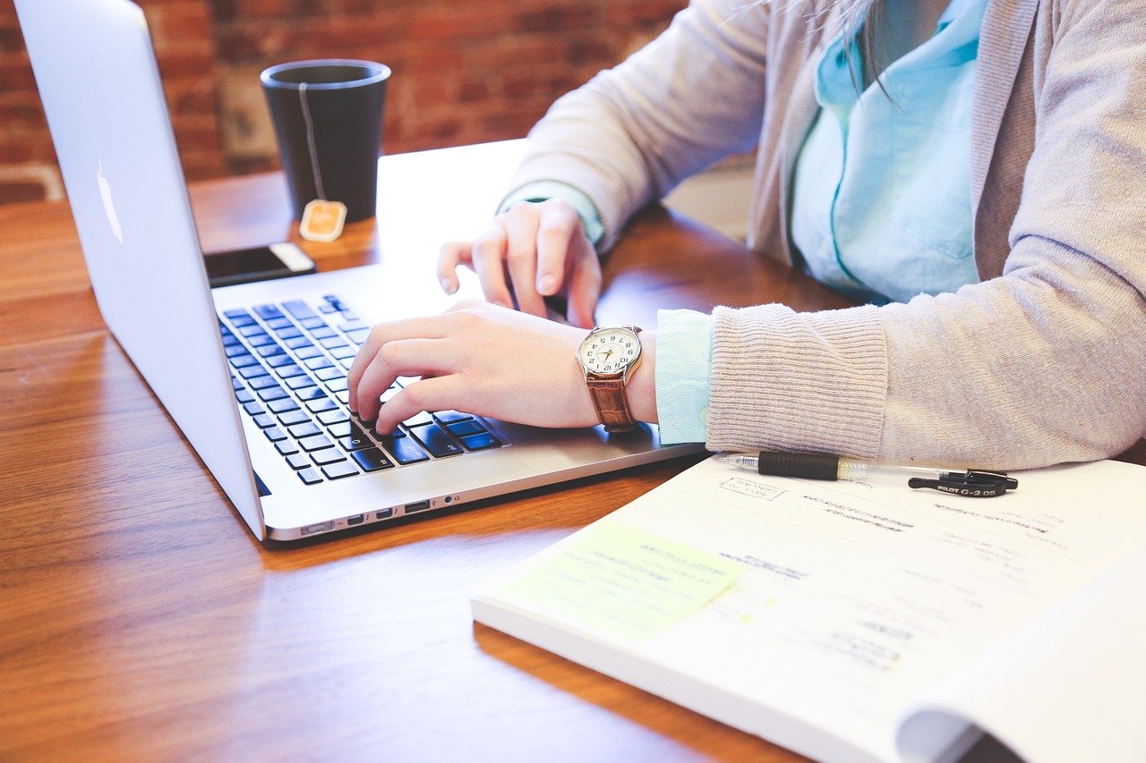 Discover 10 Tips on How to Lead a Team Virtually