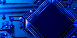 Photonic Processors Accelerate AI Growth